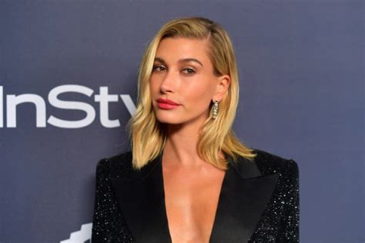 Uncover The Truth Behind Hailey Bieber's Height And Weight: A Revealing Exploration