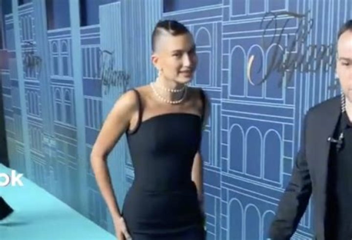 Unveiling The Cultural Impact Of Hailey Bieber's Shaved Head