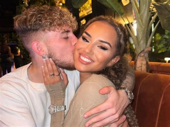 Unveiling Harvey Elliott's Girlfriend: Unlocking Love And Success