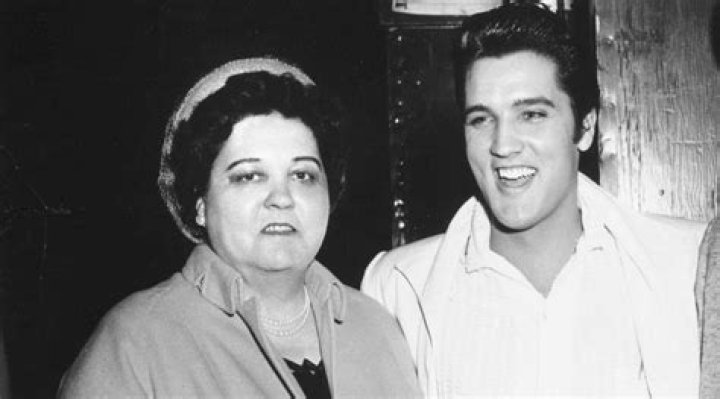 How Elvis's Mother Succumbed To Heartbreak