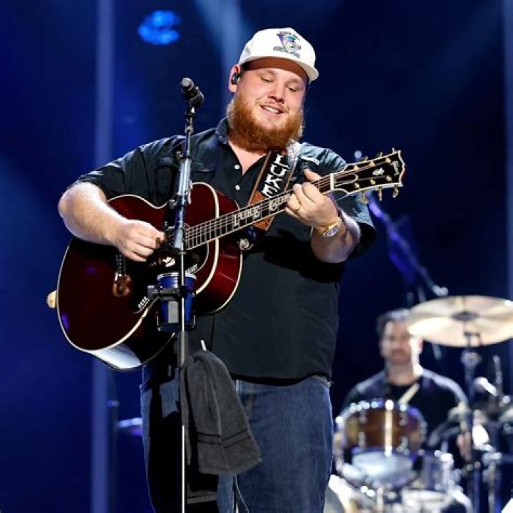 Uncover Luke Combs' Sibling Bond: Discoveries And Insights Revealed