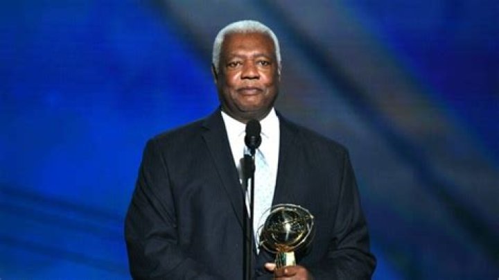 Discover The Astonishing Net Worth Of NBA Legend Oscar Robertson