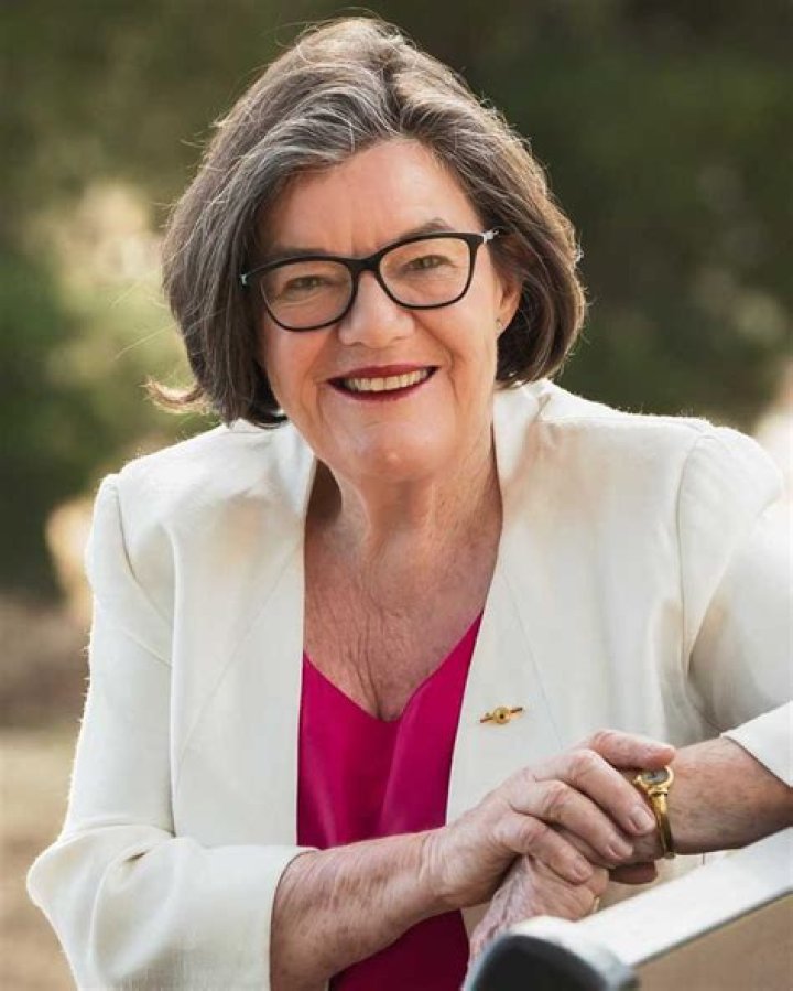 Uncover The Secrets: Cathy McGowan's Age Revealed