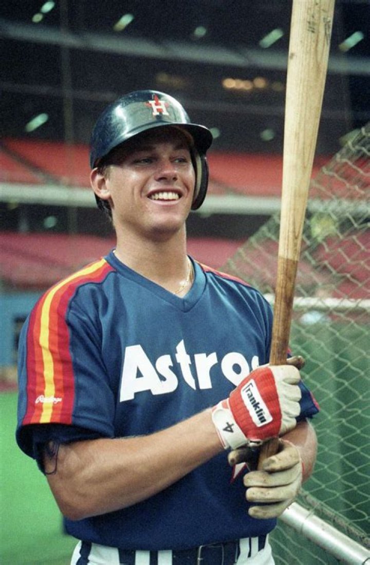 Delving Into The Life And Career Of Craig Biggio