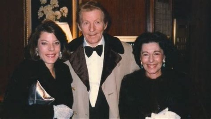 Unveiling Dena Kaye's Age And Journey