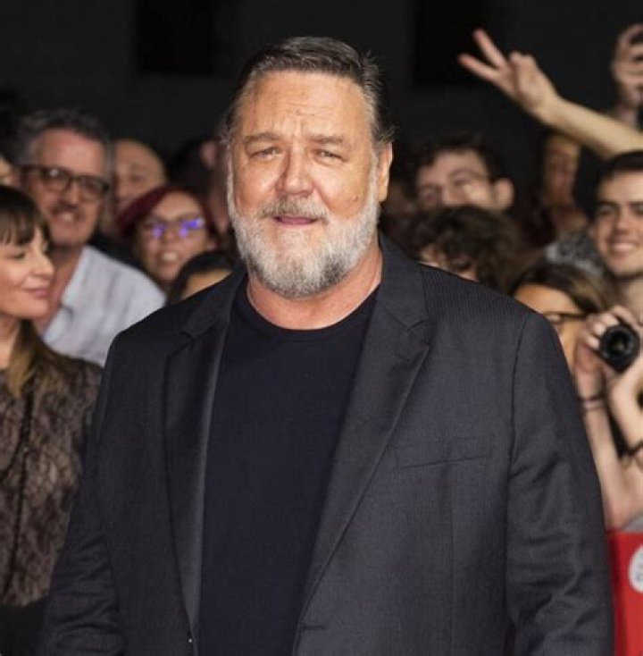 Unveiling The Age Of Russell Crowe