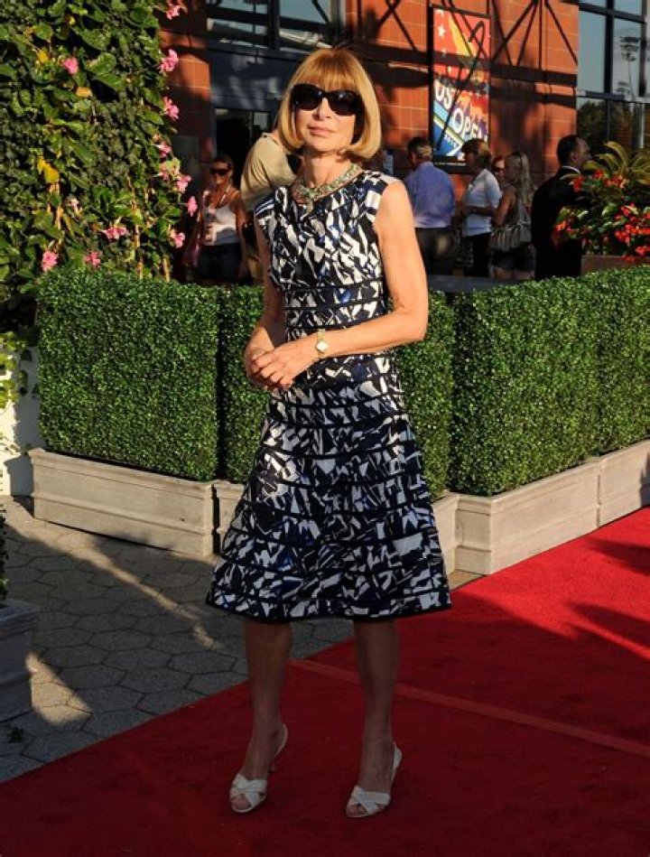 Anna Wintour's Height: Uncovering Surprising Insights