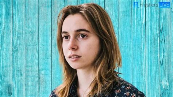 Unveiling The Enigma: Exploring Julien Baker's Height