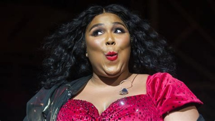 Unveiling Lizzo's Height: Surprising Insights Revealed