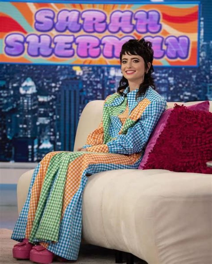 Unveiling The Height Of Sarah Sherman: Discoveries And Insights