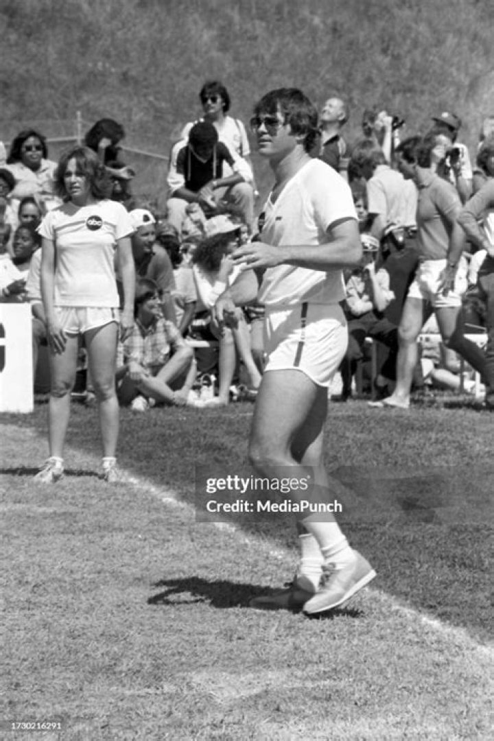 Unveiling The Height Of Hollywood Icon Robert Urich: A Legacy Defined