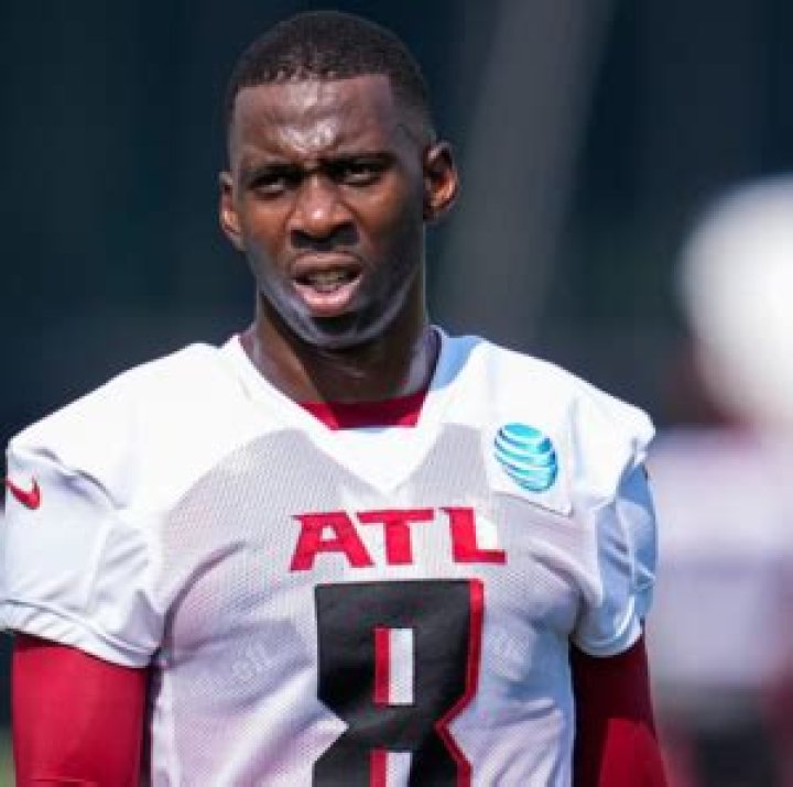 Unveiling The Enchanting World Of Ilyne Nash: A Trailblazing Comedienne