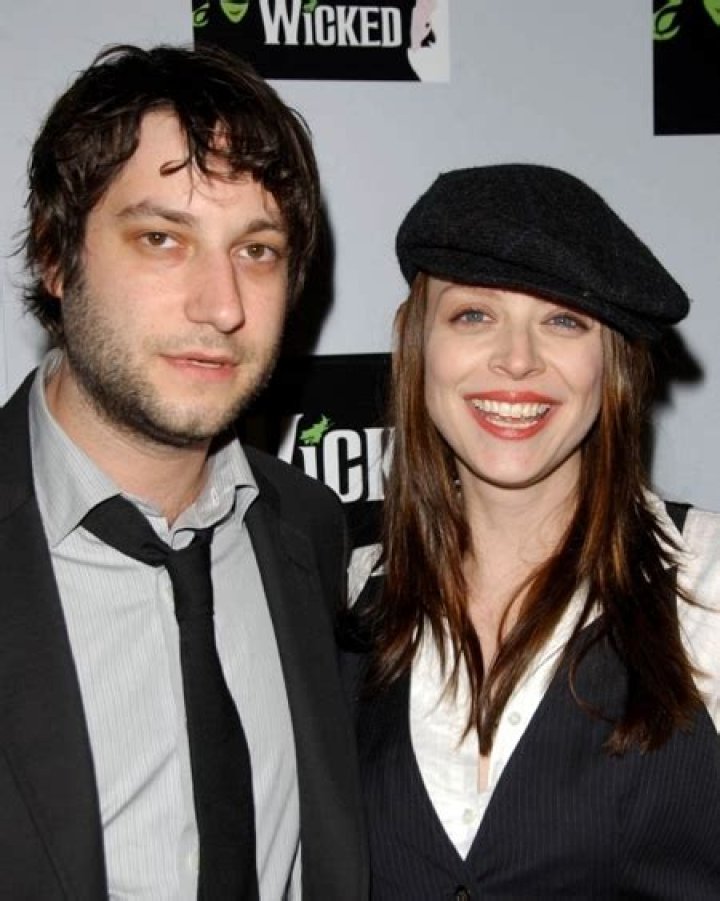 Unveiling Amber Benson's Marital Status: Discoveries And Insights