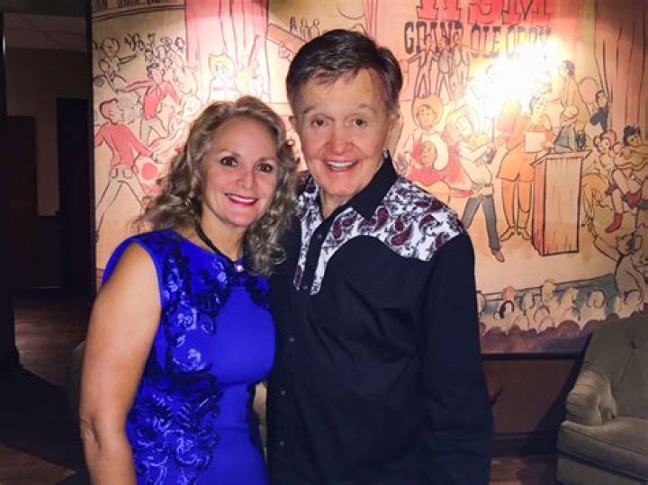 Bill Anderson's Marital Status Revealed