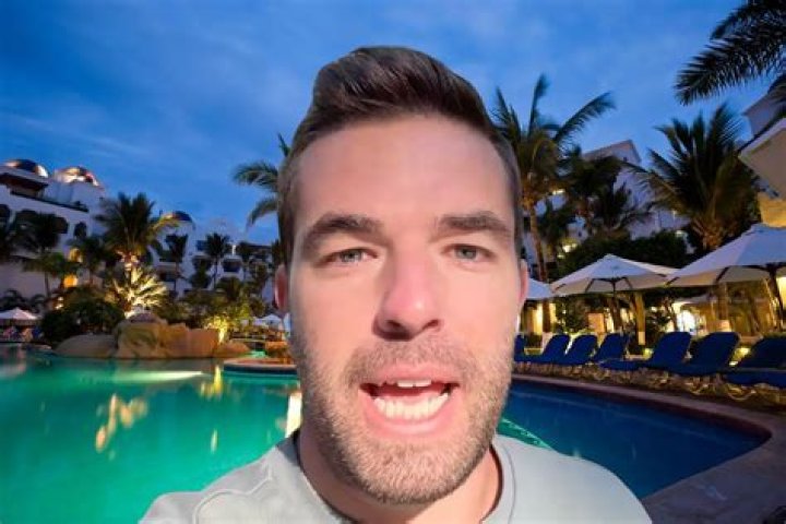 Is Billy McFarland Related To Seth MacFarlane?