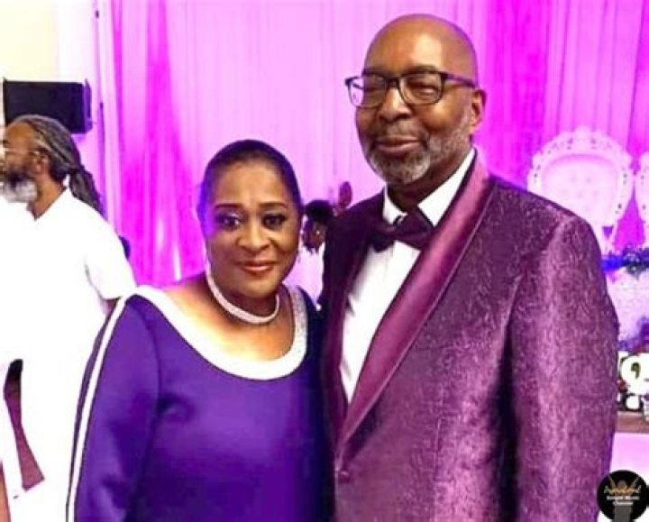 Dottie Peoples' Marital Journey Explored