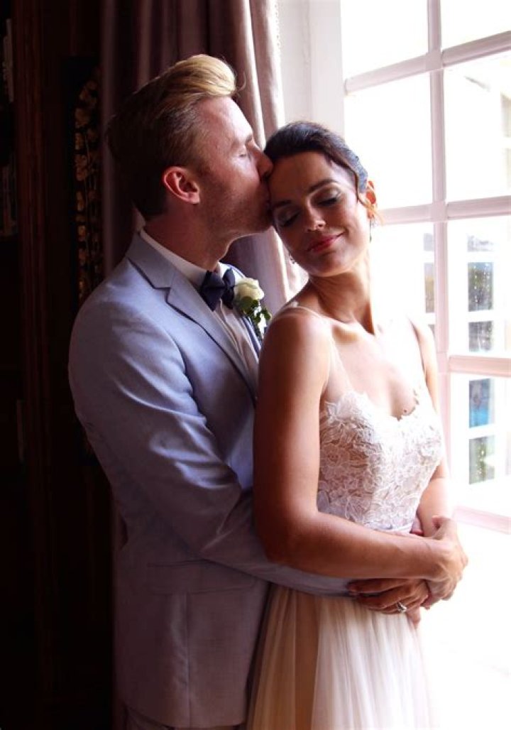 Unveiling Eddie Cahill's Marital Status: Exclusive Insights And Revelations