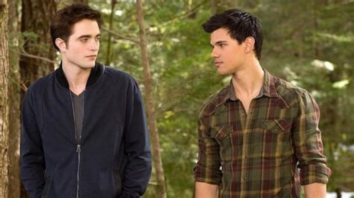 Unveiling The Enigma: Edward Cullen's Sexuality Demystified