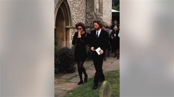 Is Eric Clapton Dead Or Alive? Uncover The Facts Here