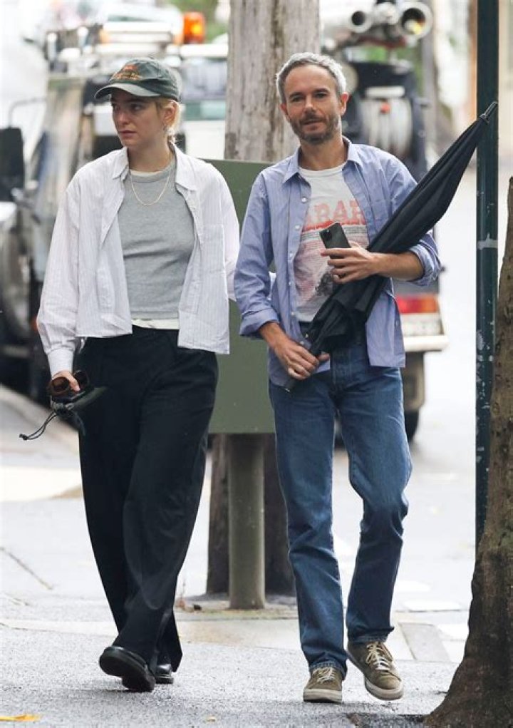 Unveiling Lorde's Marital Status: Discoveries And Insights