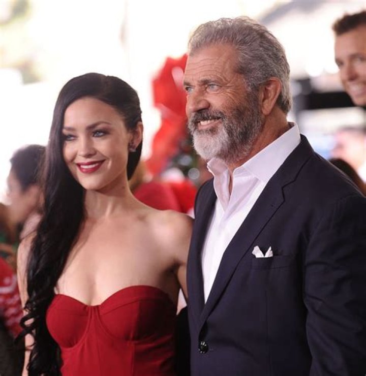Unveiling Mel Gibson's Marital Status: Surprising Revelations