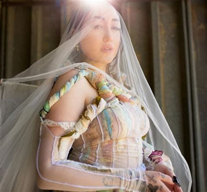 Unveiling Noah Cyrus's Gender Journey: Insights And Discoveries