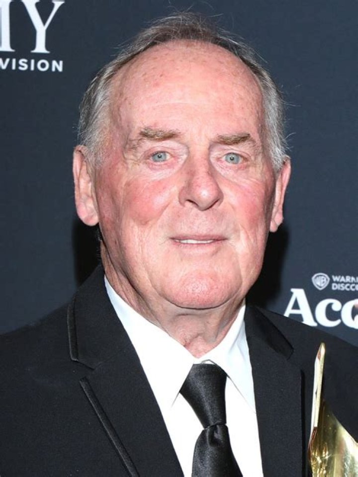 Is Peter MacNeill Alive And Thriving?