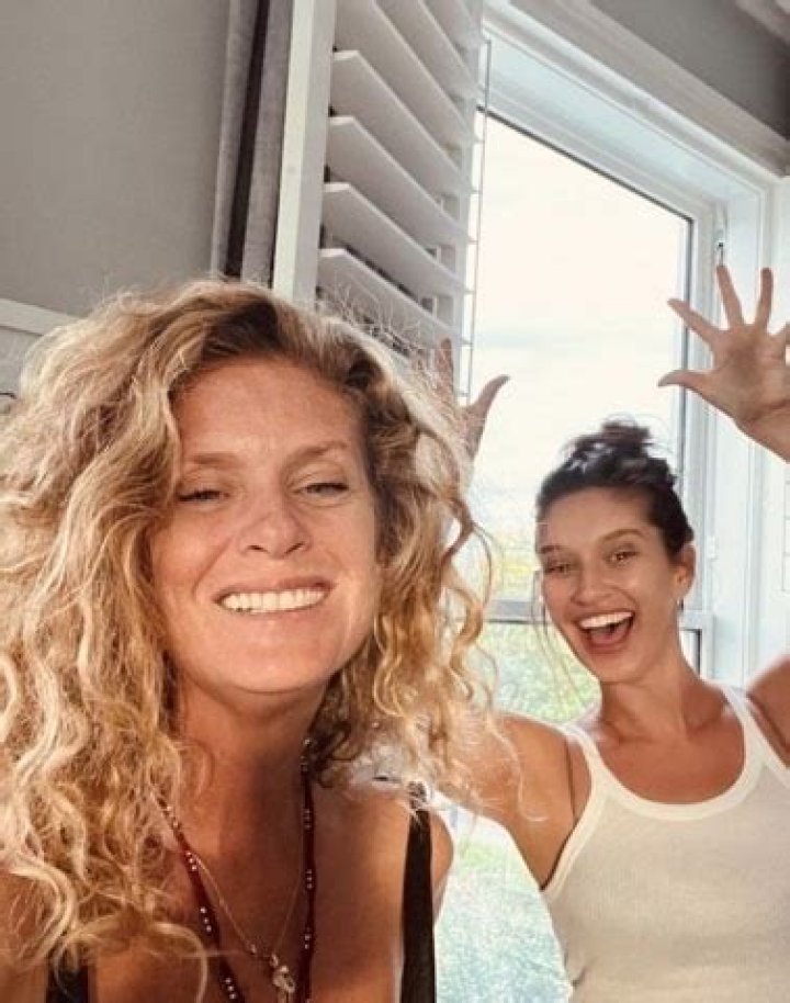 Is Rachel Hunter's Heart Taken?