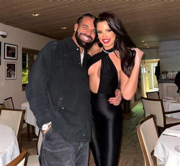 Unveiling The Enigma: Ivana Knoll's Boyfriend Unveiled