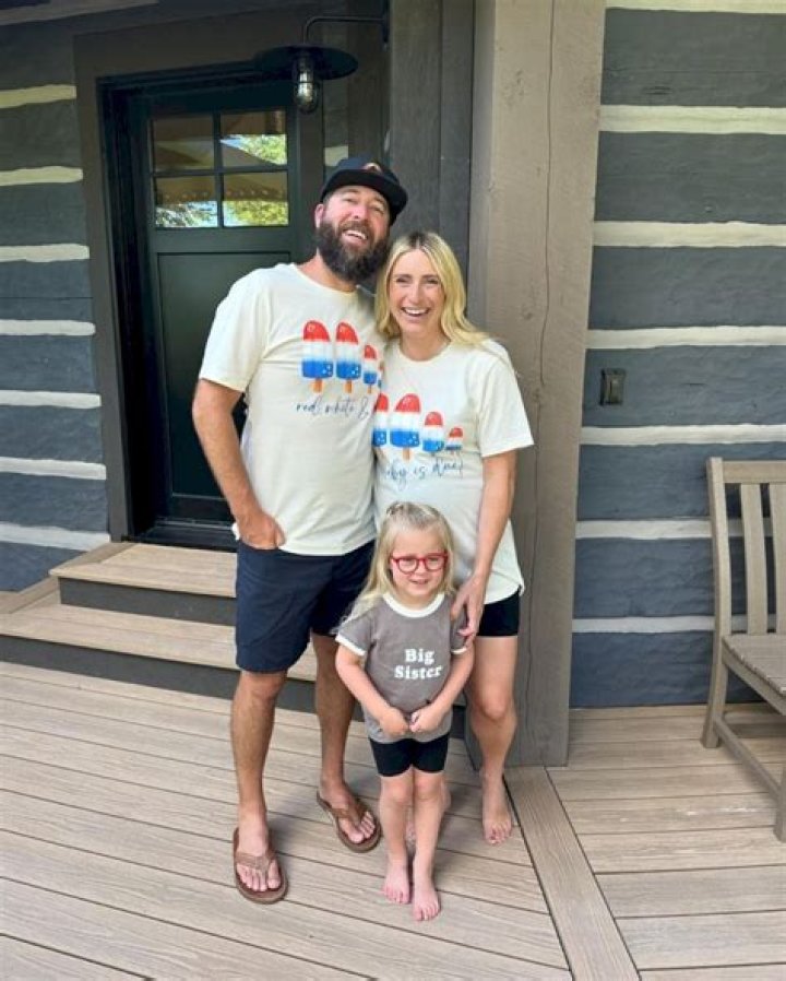 Unveiling Jasmine Roth's Wealth: Discoveries And Insights