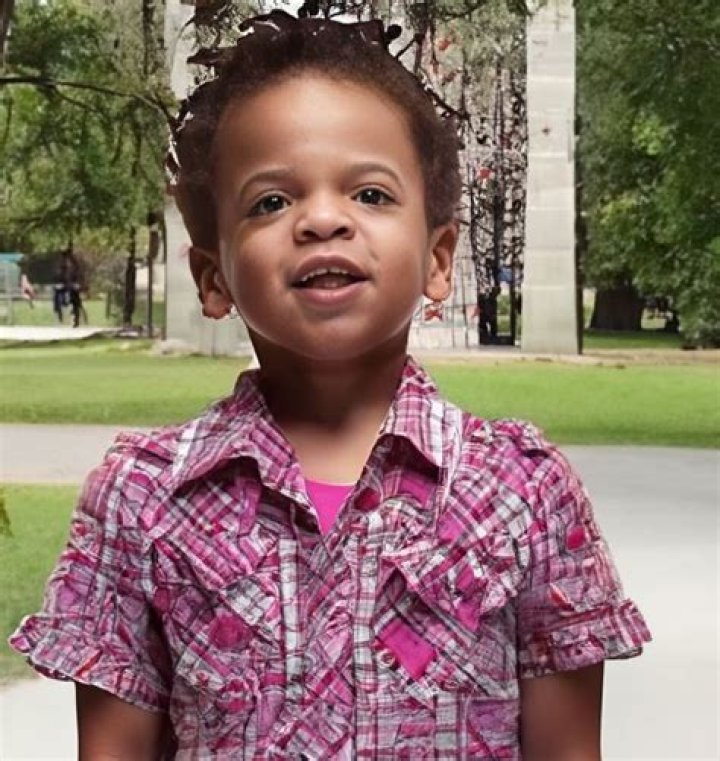 Jay-Z's Son, Sir Carter, Unveiled