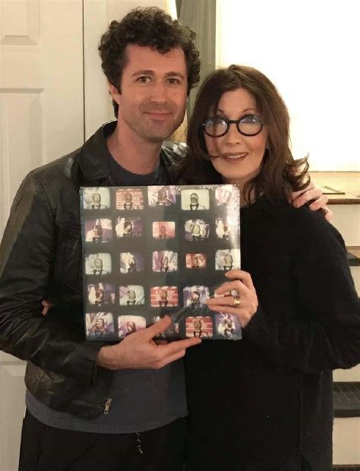 Uncover The Untold Story: Joanna Gleason's Son Unveiled