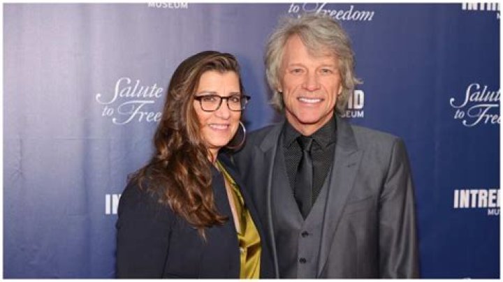 Discover The Secrets Behind Jon Bon Jovi's $400 Million Net Worth