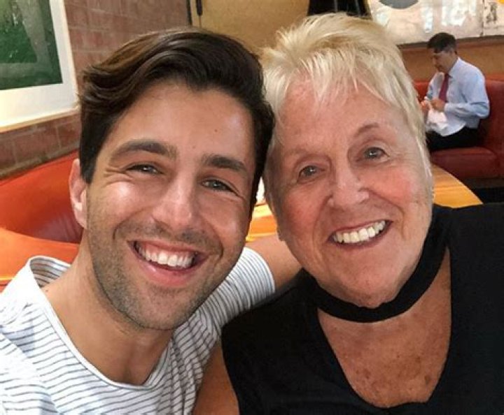 Unveiling The Influence Of Josh Peck's Parents On His Life And Success