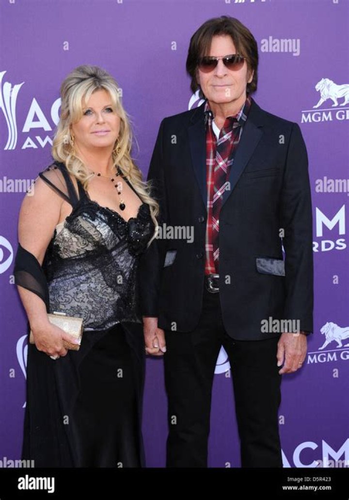 Unveiling The Trailblazing Journey Of Salem's Mayor, Julie Lebiedzinski