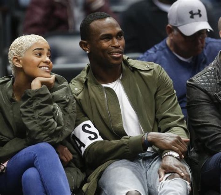 Discover The Inspiring Role Of Julio Jones' Wife: A Story Of Success