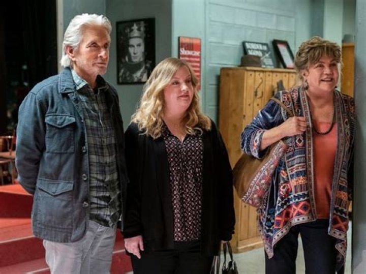 Unveiling The Secrets Behind Kathleen Turner's Voice Transformation