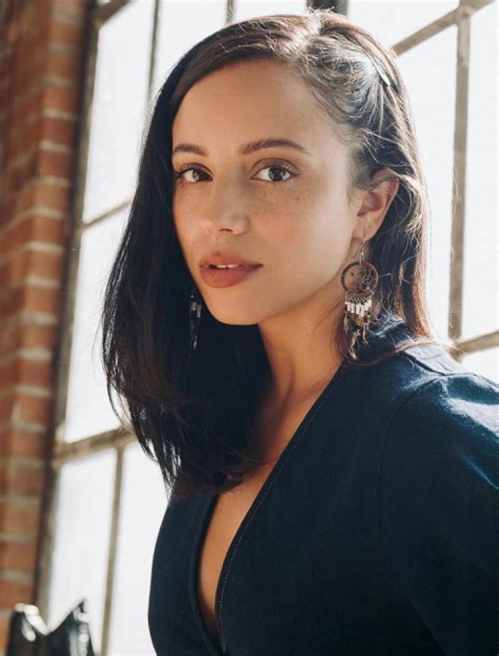 Unveiling Kiana Madeira's Parental Influences: Behind-the-Scenes Insights