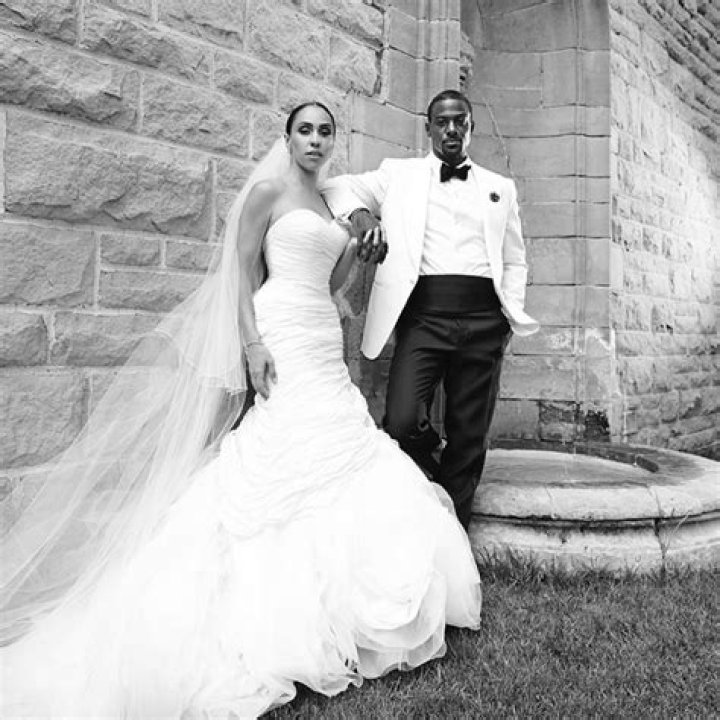 Discoveries Behind "Lance Gross Wife"