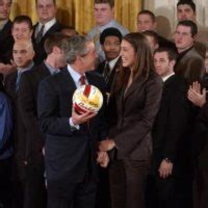 Discover The Secrets Of Storytelling Success With Lauren Killian Cassel