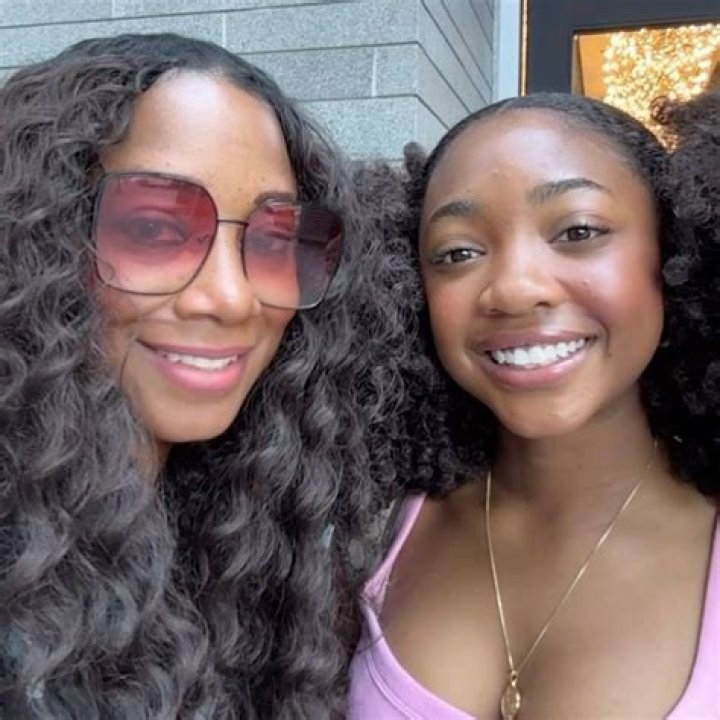 Exploring The Role Of Her