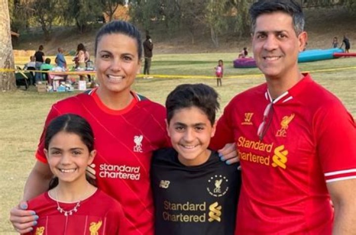 Unveiling The Unbreakable Bond: Leanne Manas' Family Legacy