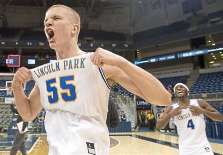 A Court Of Legends And Community Spirit