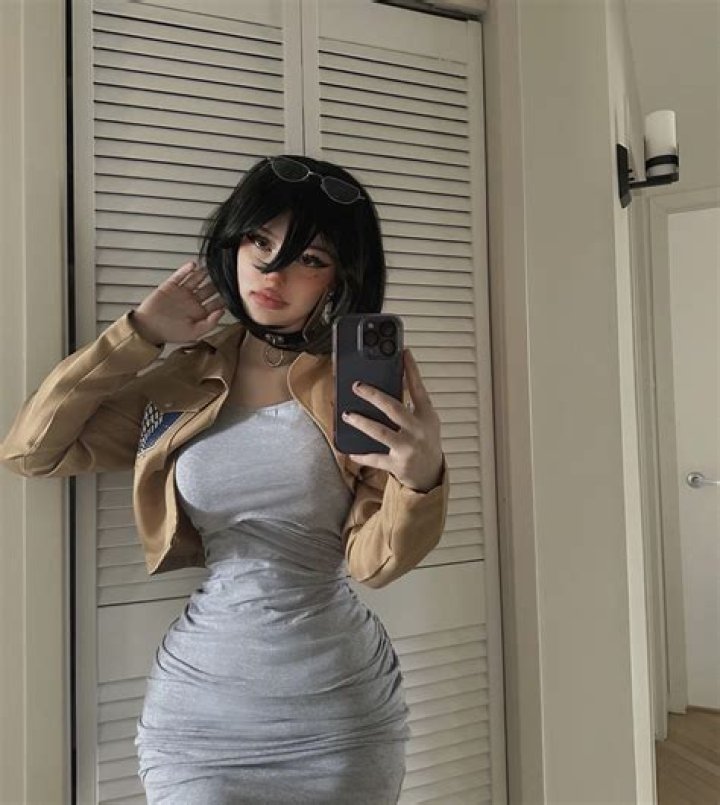 Insider Revelations From The "Little.Warren OnlyFans Leak"