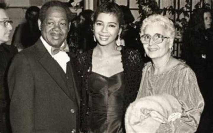 Unlocking The Secrets Of Bilingual Education: Louise Escalera's Revolutionary Insights