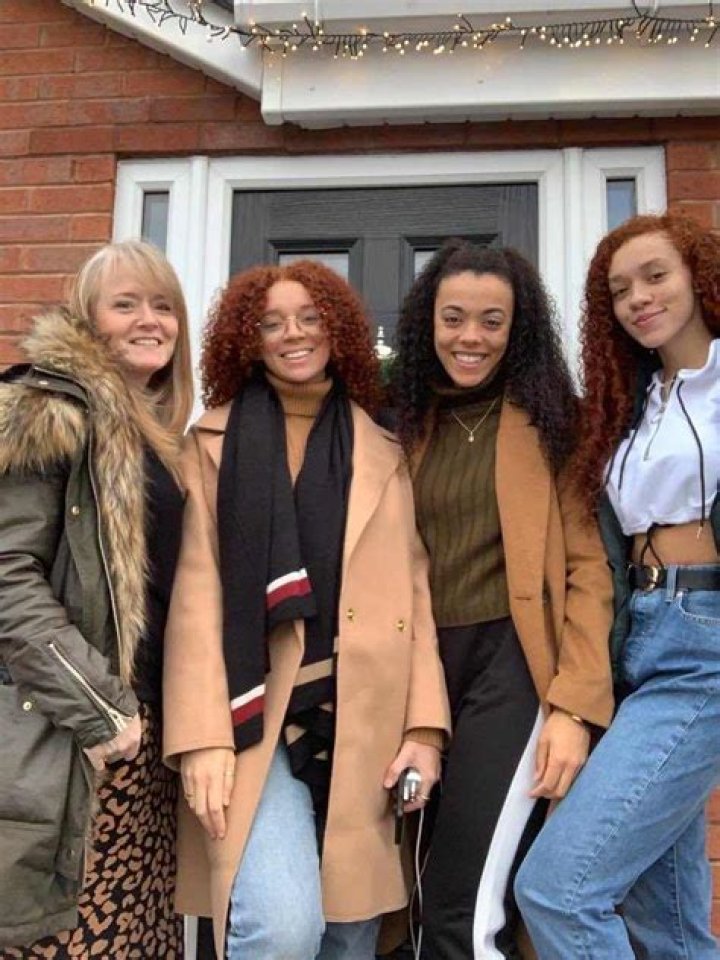 Unveiling The Enchanting World Of Louise Kellyman: Discoveries And Insights