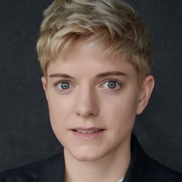 Uncover The Secrets: Mae Martin's Age, Unraveled