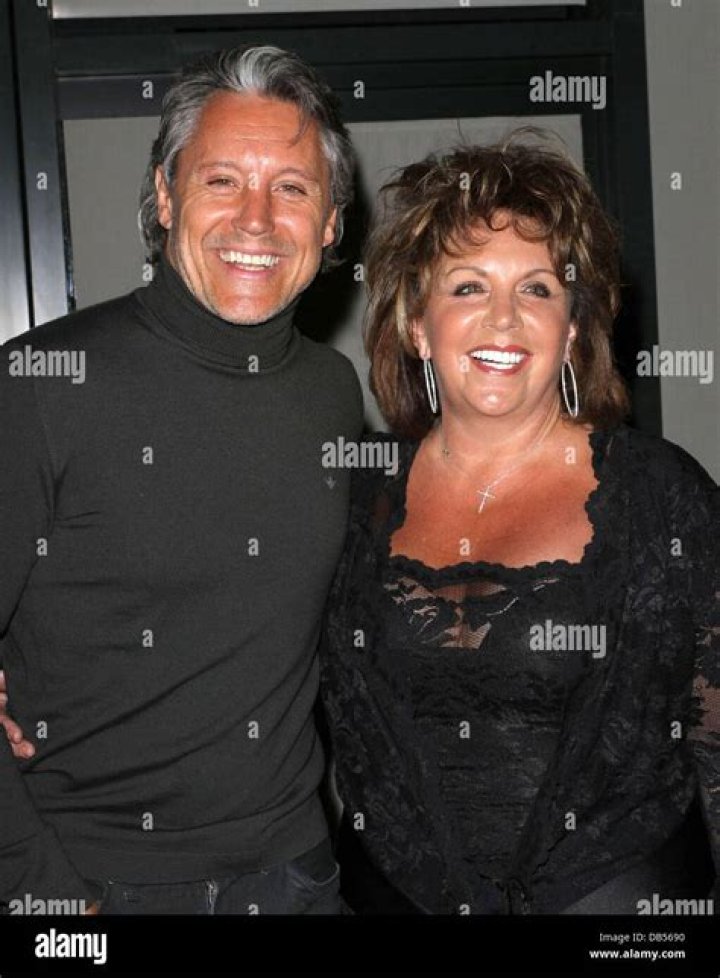 Unveiling The Supportive And Enigmatic World Of Max Ryan's Wife