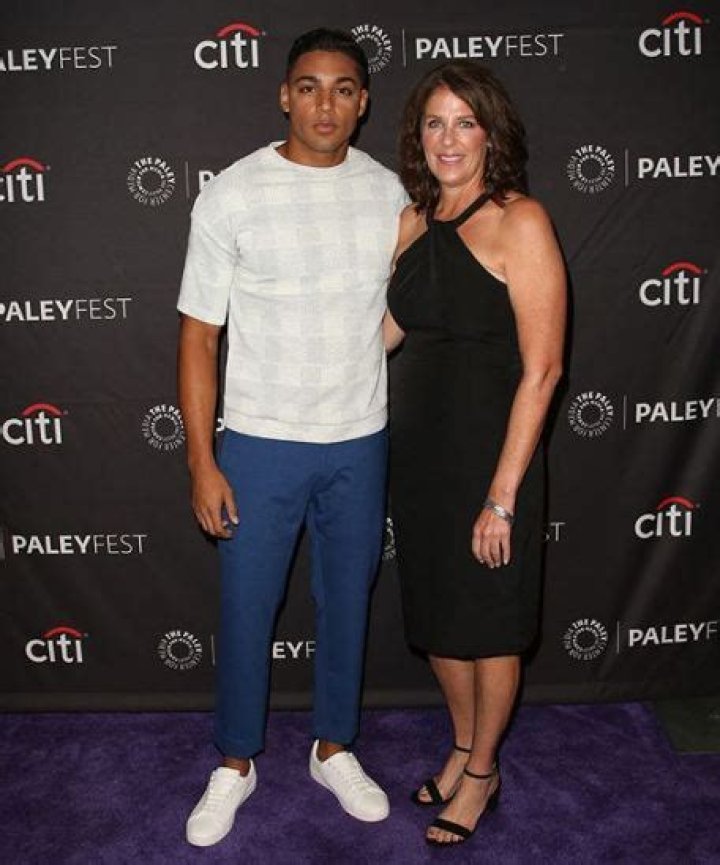 Uncover The Inspiring Influence Of Michael Evans Behling's Parents