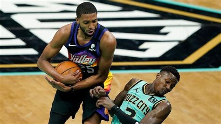 Mikal And Miles Bridges: Defensive Dominators Unveiled